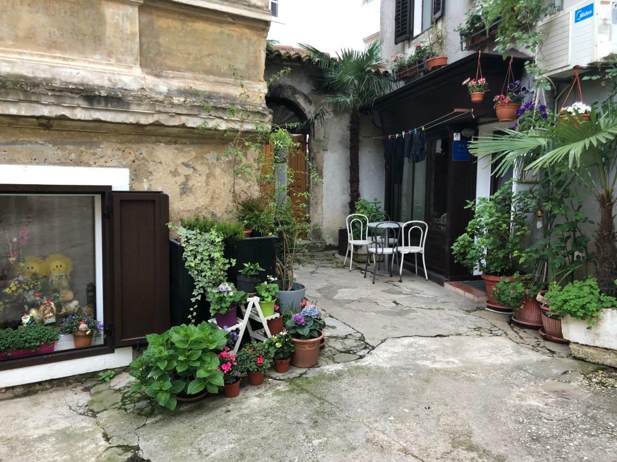 Apartment Saric Laurana Esterno foto